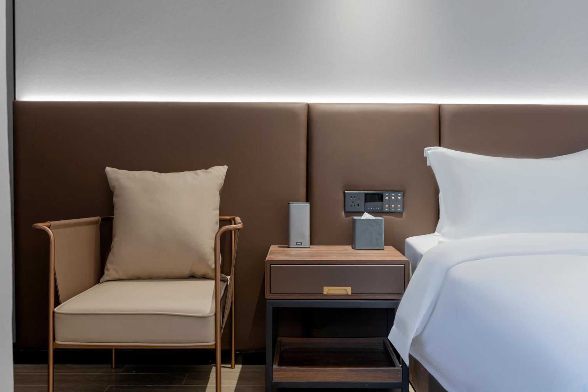 Luyue Hotel Movie Hotel Huaqiangbei Convention And Exhibition Center Branch Shenzhen Exterior foto